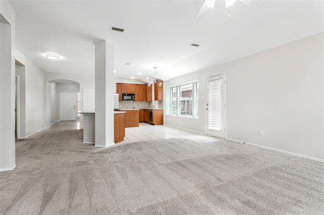 Building Photo - 1277 Tree Top Dr