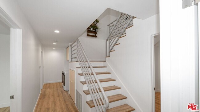 Building Photo - 5035 Escobedo Dr