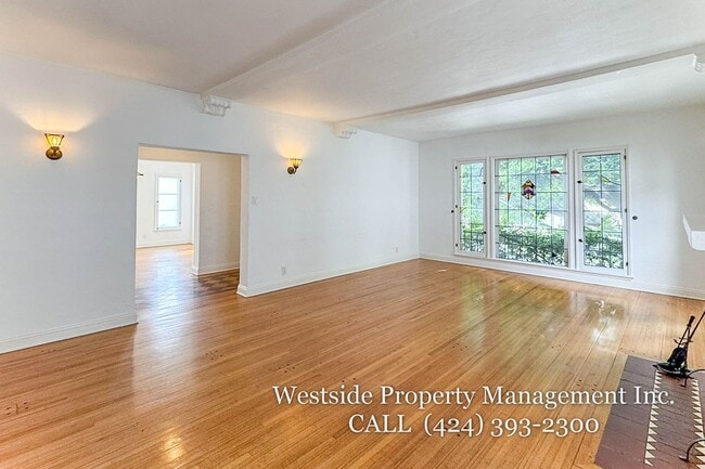 Building Photo - 9369 W Olympic Blvd