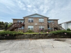 Building Photo - 53 Hillside Ln