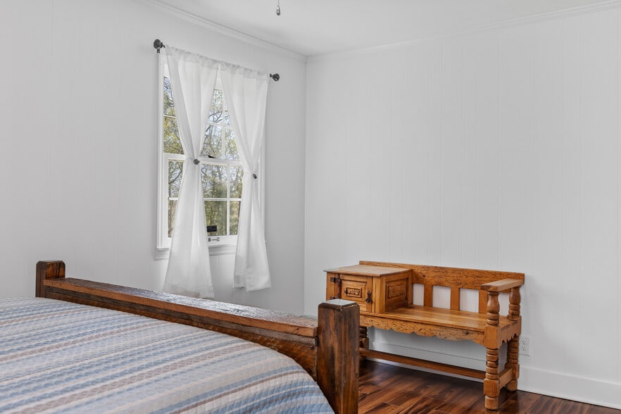 Building Photo - 160 Emalyn Ct