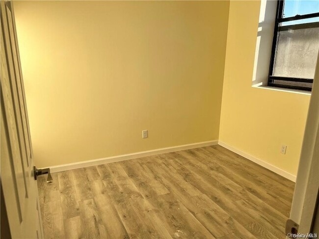 Building Photo - 102 North St