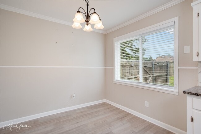 Building Photo - 9413 Garfield Dr