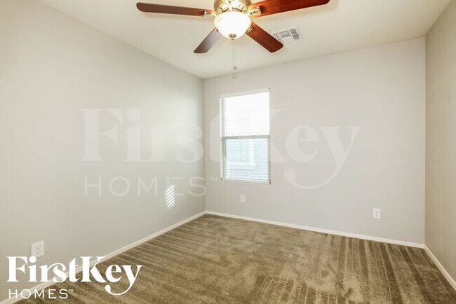 Building Photo - 12135 W Rowel Rd