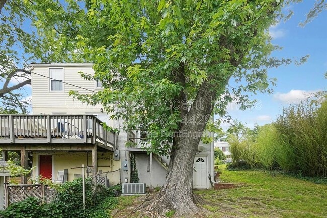 Building Photo - 2707 Jefferson Dr