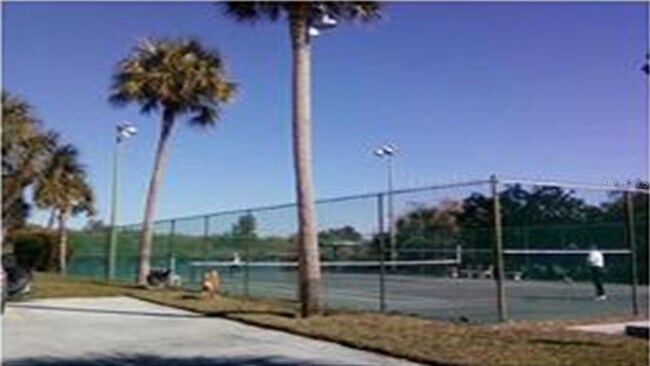 Building Photo - 14919 N Bayshore Dr