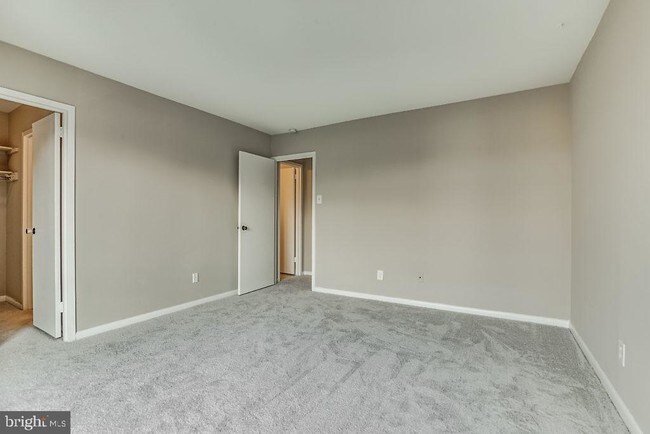 Building Photo - 7301 Larrup Ct