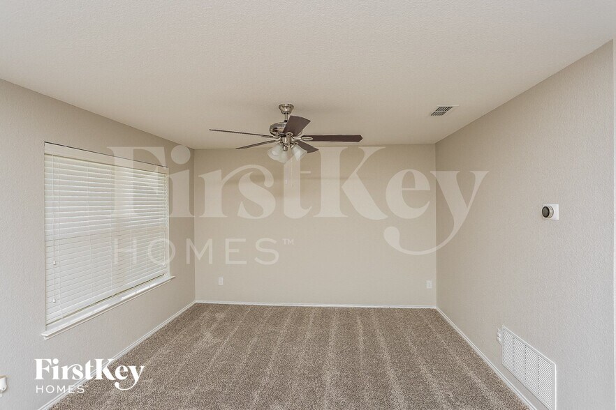 Building Photo - 4252 Glen Abbey Dr