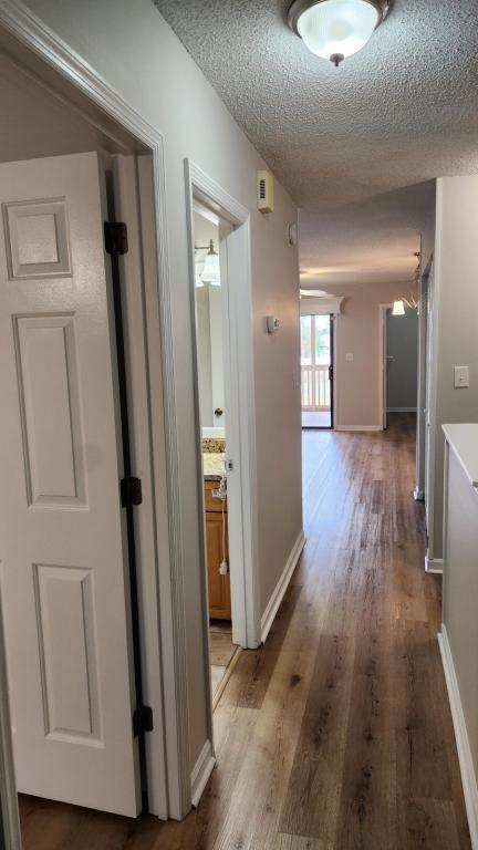 Building Photo - 203 Double Eagle Dr