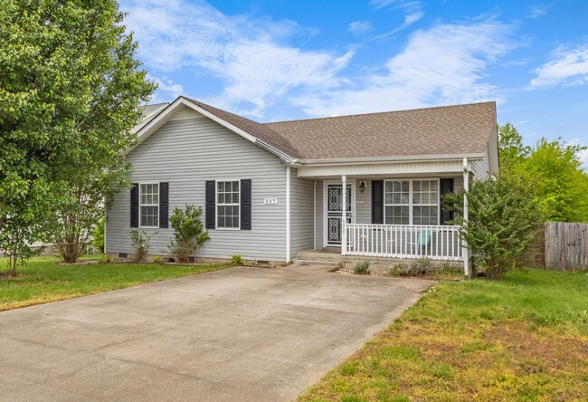 Building Photo - 557 Oakmont Dr