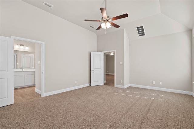 Building Photo - 3032 Lionsgate Dr