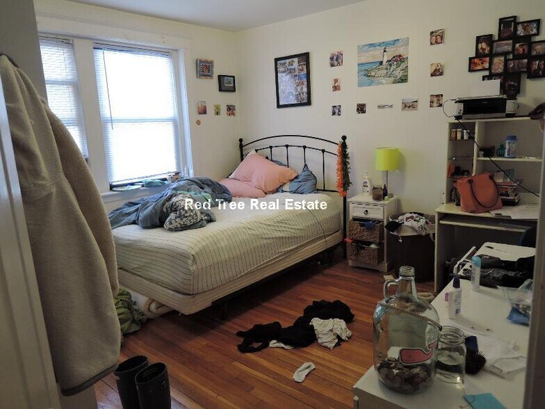 Building Photo - 23 Egremont Rd