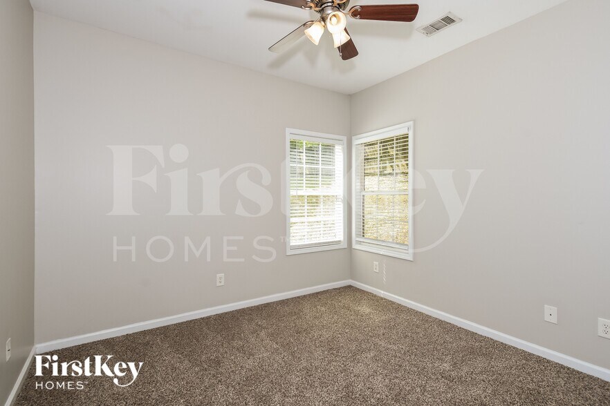 Building Photo - 48 Temperence Way