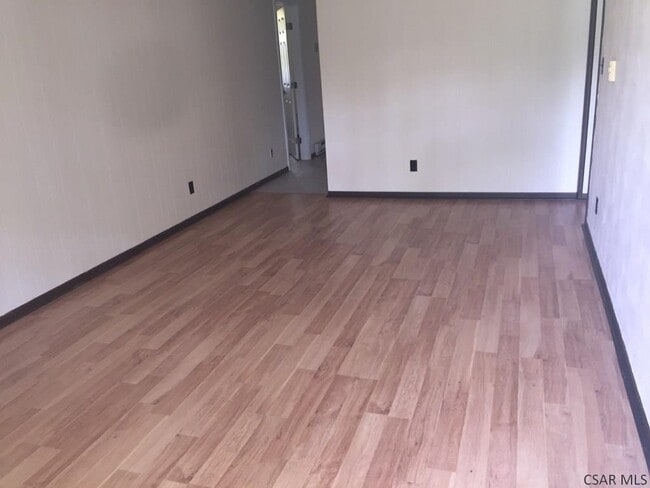 Building Photo - 1309 Maken Dr