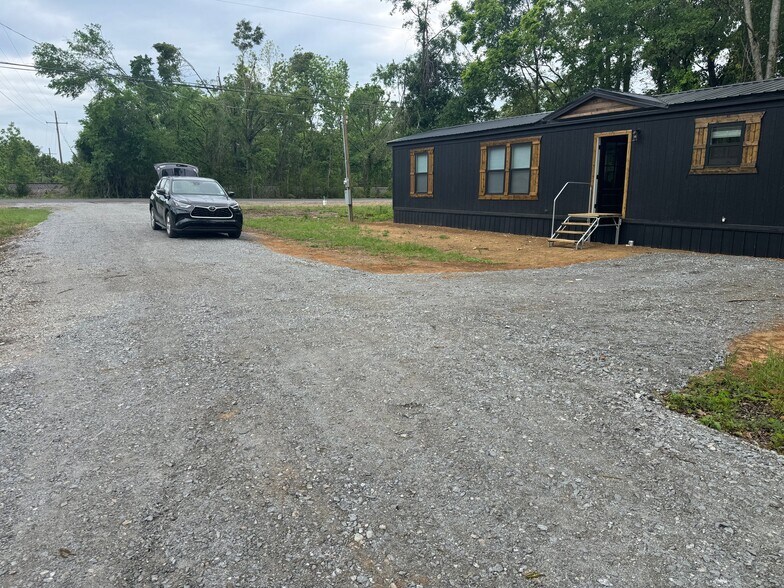 Building Photo - 4004 US-80