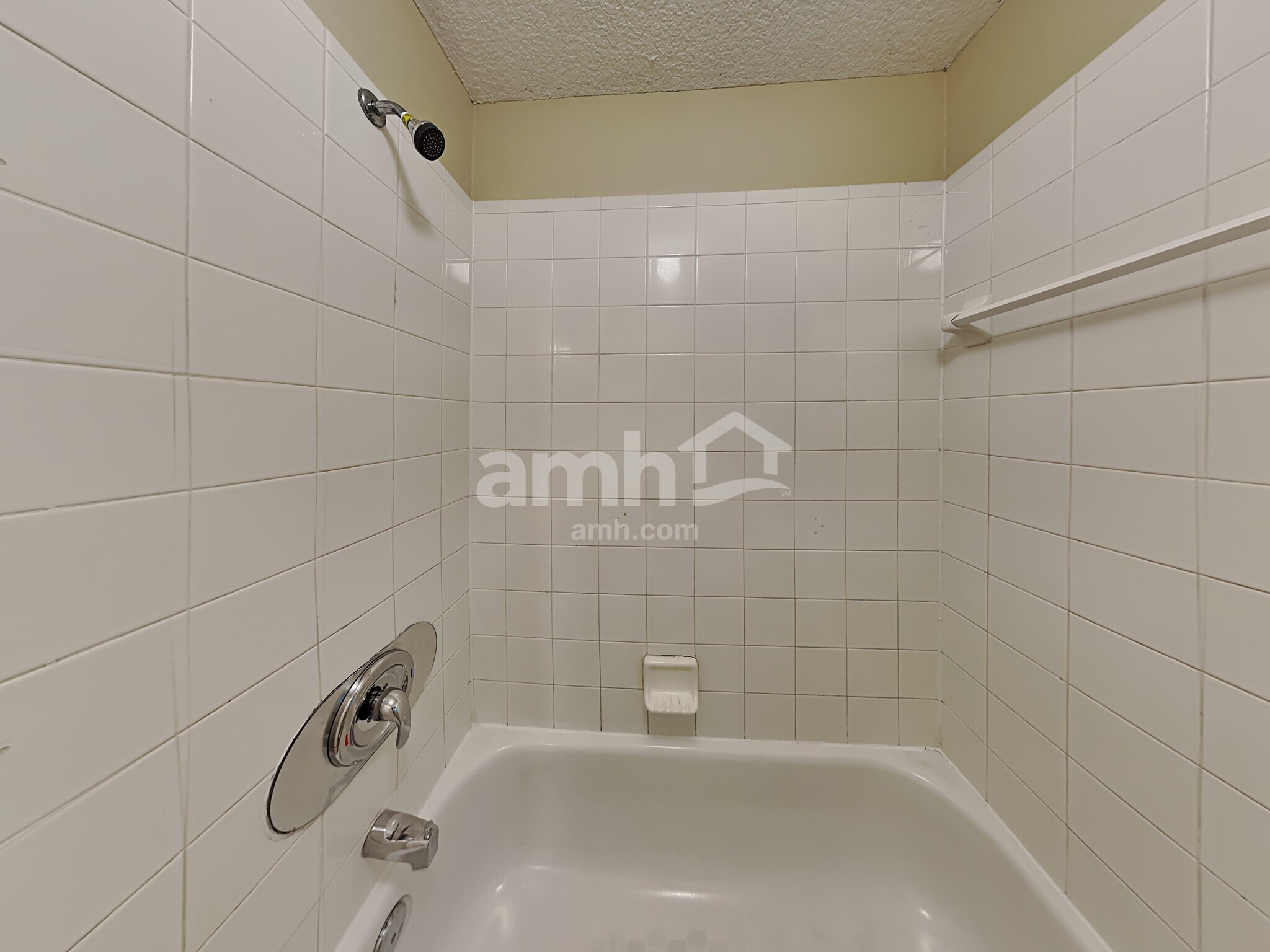 Building Photo - 7757 MacDougall Dr