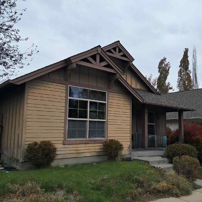 Building Photo - 20348 Chase Rd