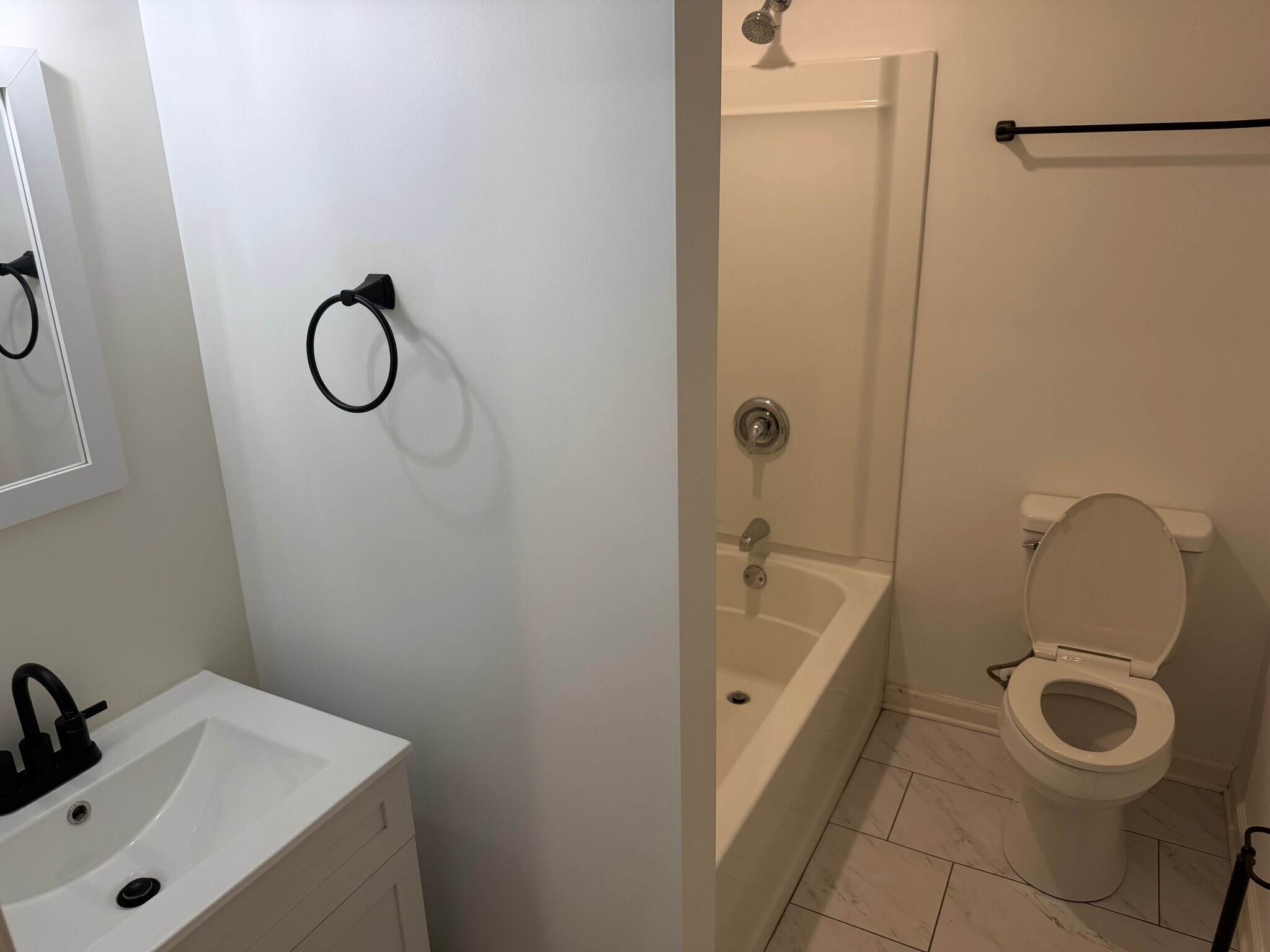 Building Photo - 2287 Segwun Ave SE