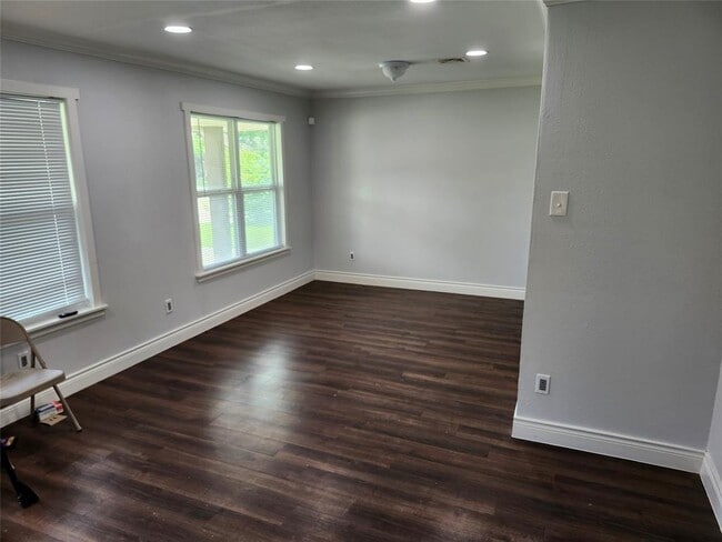 Building Photo - 4126 Beran Dr