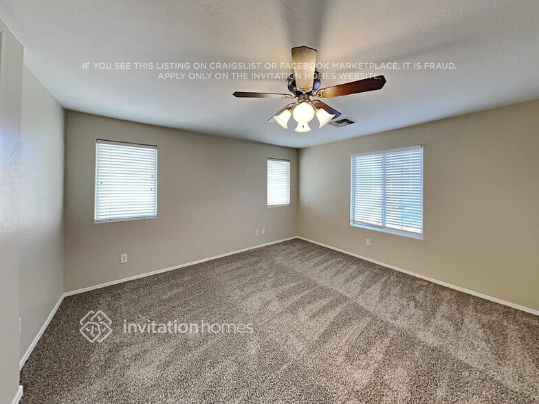 Building Photo - 2080 S Pheasant Dr