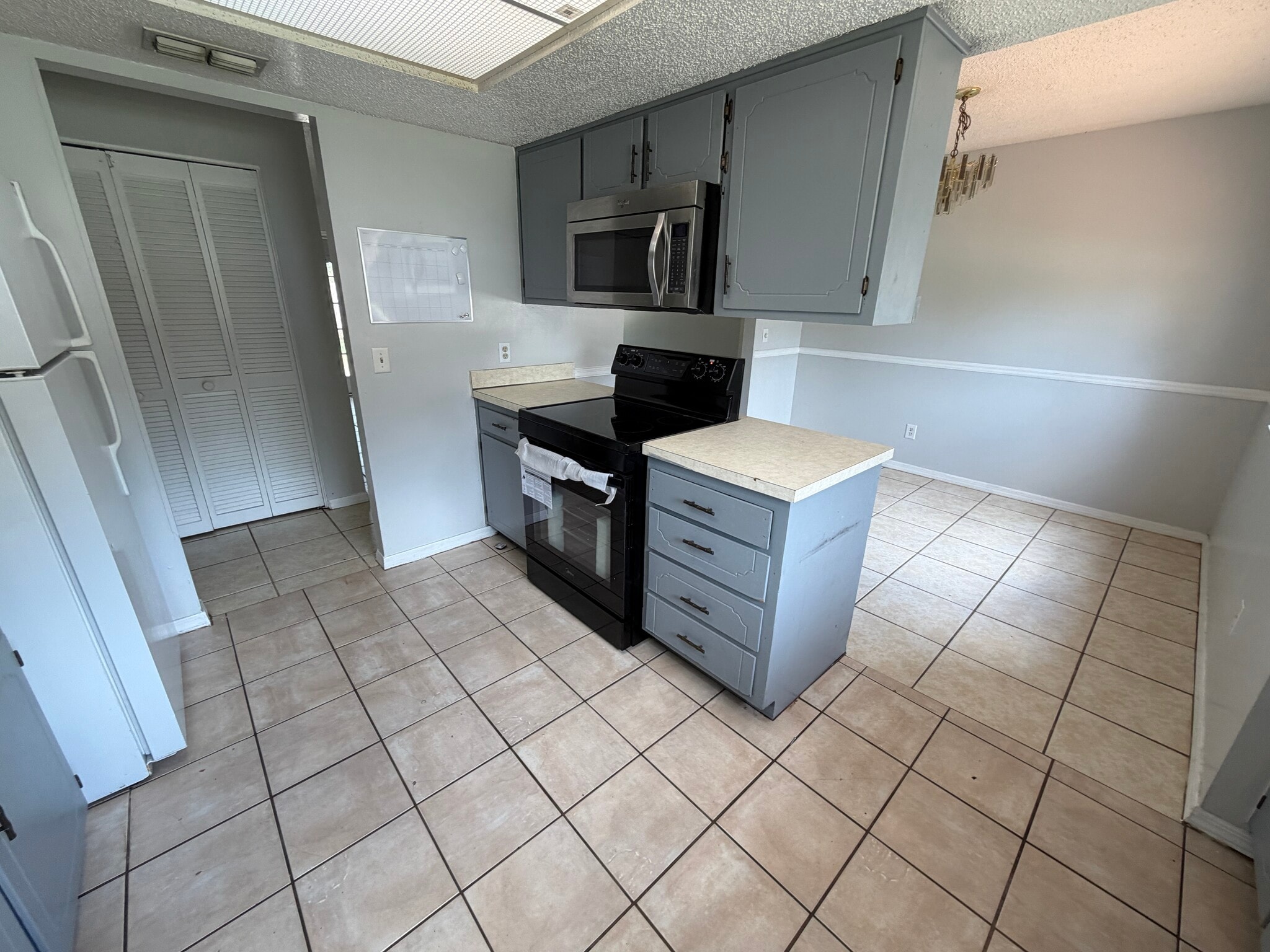 Building Photo - 8418 Bottlebrush Ct