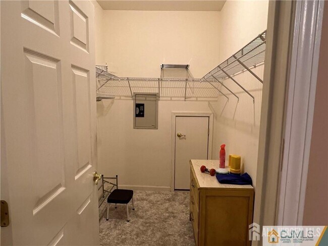Building Photo - 1 Silcox Pl