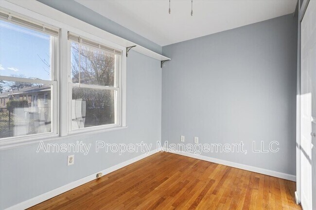 Building Photo - 139 Nicewood Dr