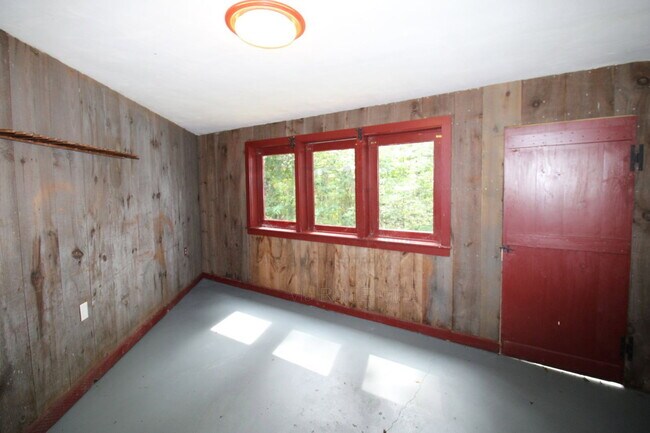 Building Photo - 3 Great Works Dr