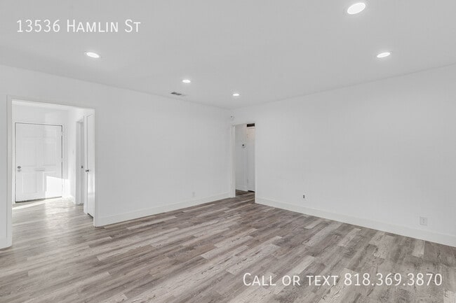 Building Photo - 13536 Hamlin St