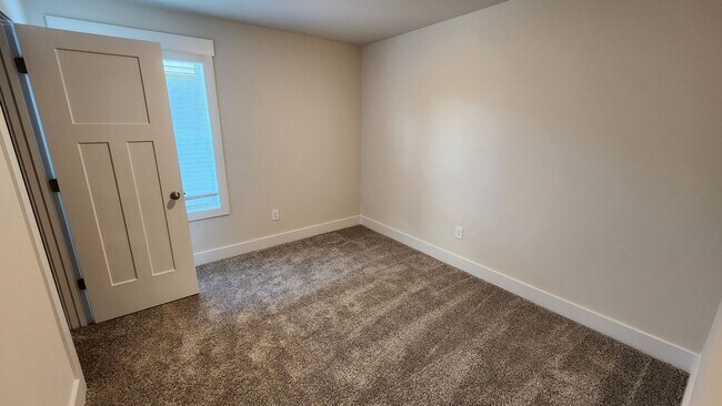 Building Photo - Simpsonville/Greenville- Alston Chase - BR...