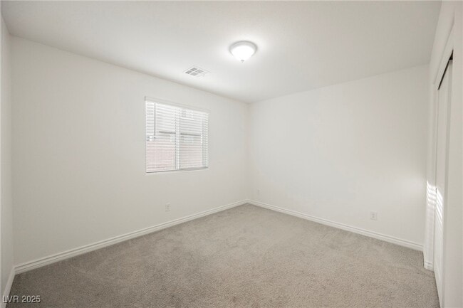 Building Photo - 376 Yellow Finch Ln