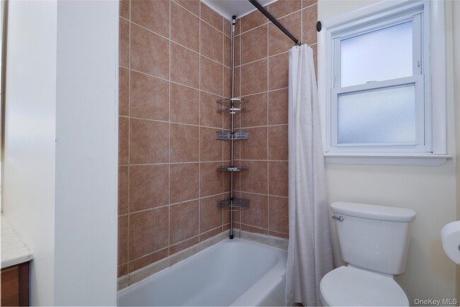 Building Photo - 1668 US-9