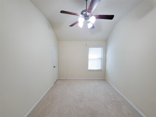 Building Photo - 17018 Taffaine Dr