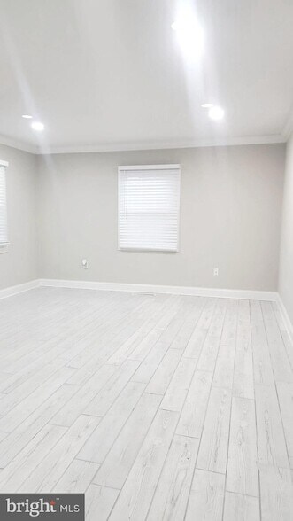 Building Photo - 12400 Shadow Ln