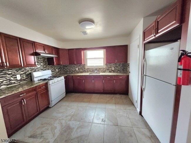 Primary Photo - 617 N 7th St
