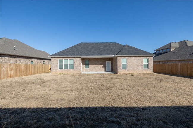 Building Photo - 5653 Poppy Ave