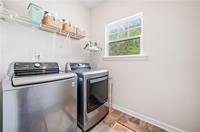 Building Photo - 175 Madison Bend