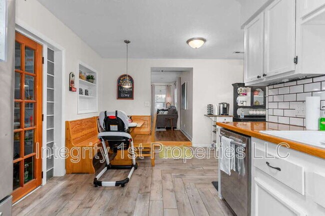 Building Photo - 11221 W 59th Terrace