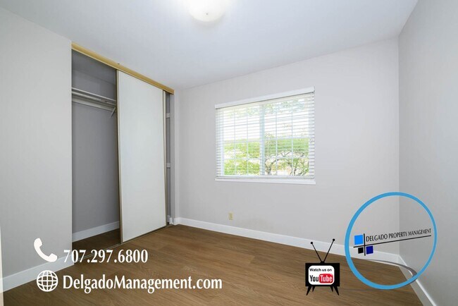 Building Photo - 312 Durham Ct