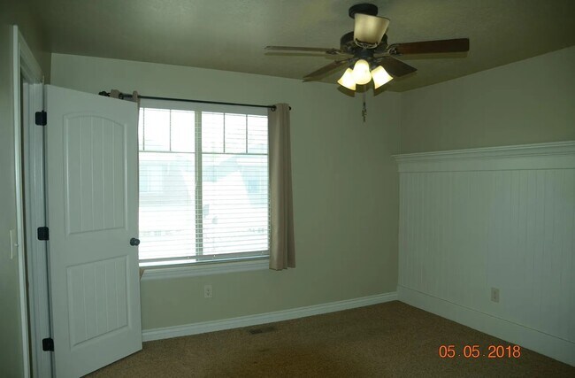 Building Photo - 10433 Sage Vista Way