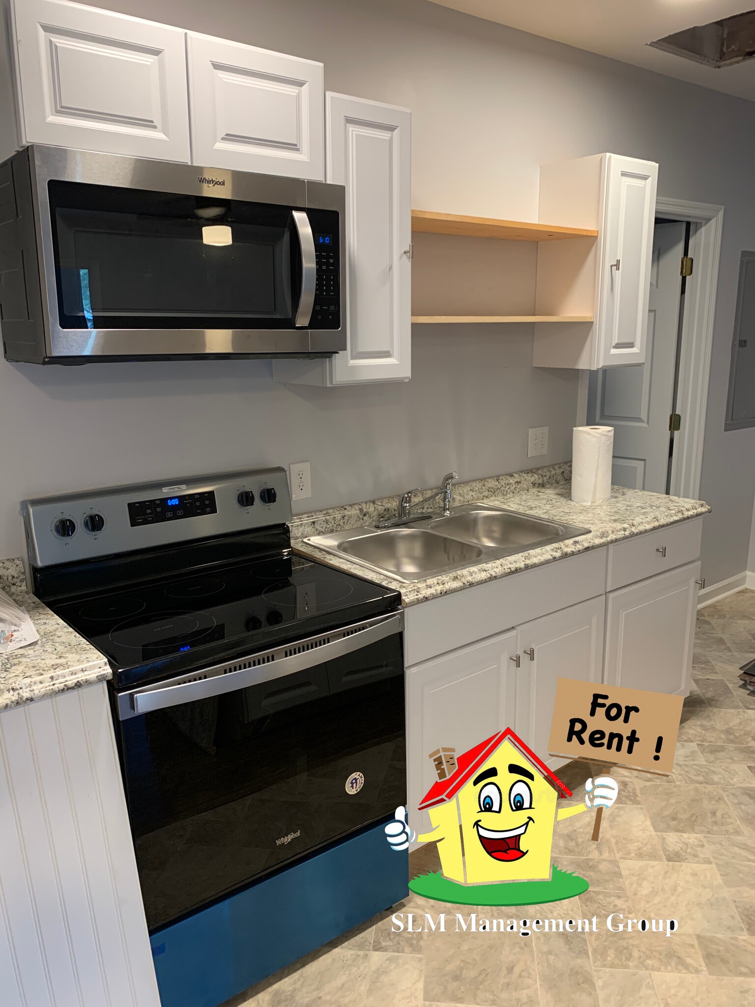 Building Photo - 5617 Oak St