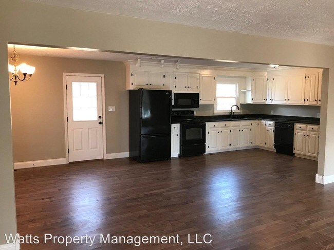 Building Photo - 4 br, 3 bath House - 245 Woodrow Lane