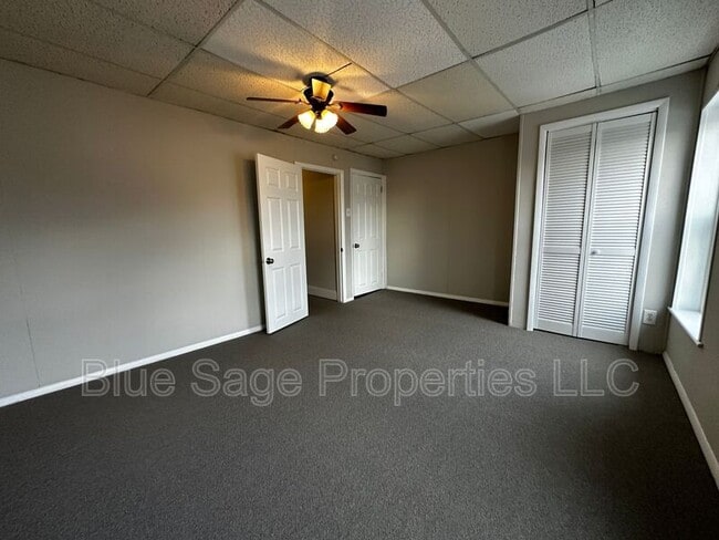 Building Photo - 3418 W 3rd St