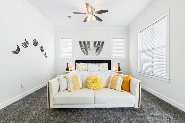 Building Photo - 337 Grande Pointe Cir