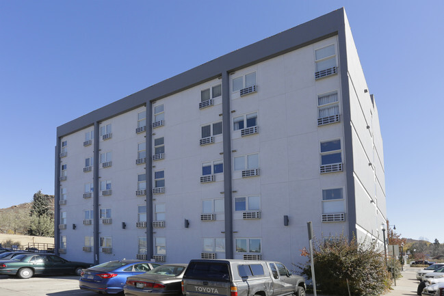 Building Photo - Reyn Rock Plaza Senior Housing