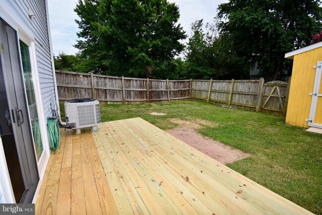 Building Photo - 1730 Heather Ln