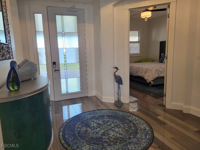 Building Photo - 11620 Court of Palms