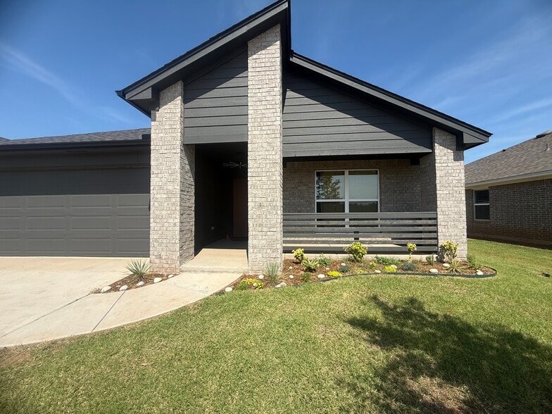 Building Photo - 17616 Moss Farm Rd