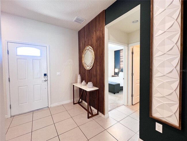 Building Photo - 2442 Dubai St