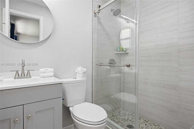 Building Photo - 1301 NE 16th Terrace